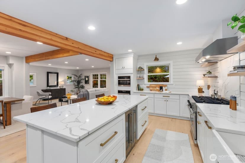 Property photo for 803 W Etruria Street, Seattle photo 12