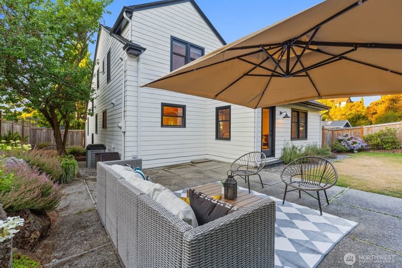 Property photo for 803 W Etruria Street, Seattle photo 31