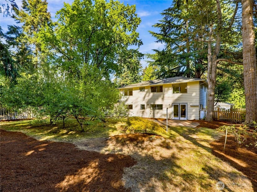 Property photo for 12231 95th Place NE, Kirkland photo 32