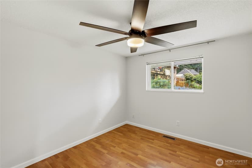 Property photo for 1875 NE Bentley Drive, Bremerton photo 17