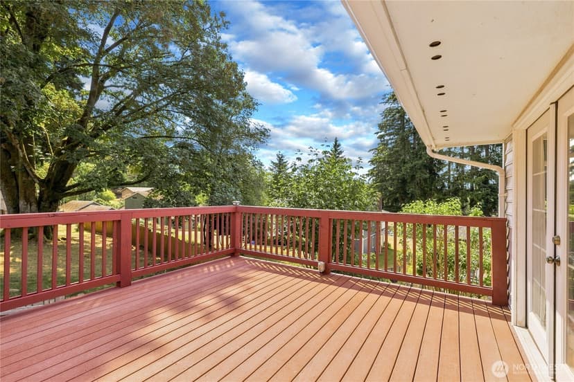 Property photo for 1875 NE Bentley Drive, Bremerton photo 11