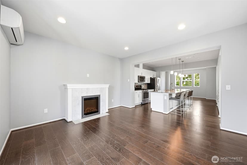 Property photo for 11220 19th Drive SE, Everett photo 8
