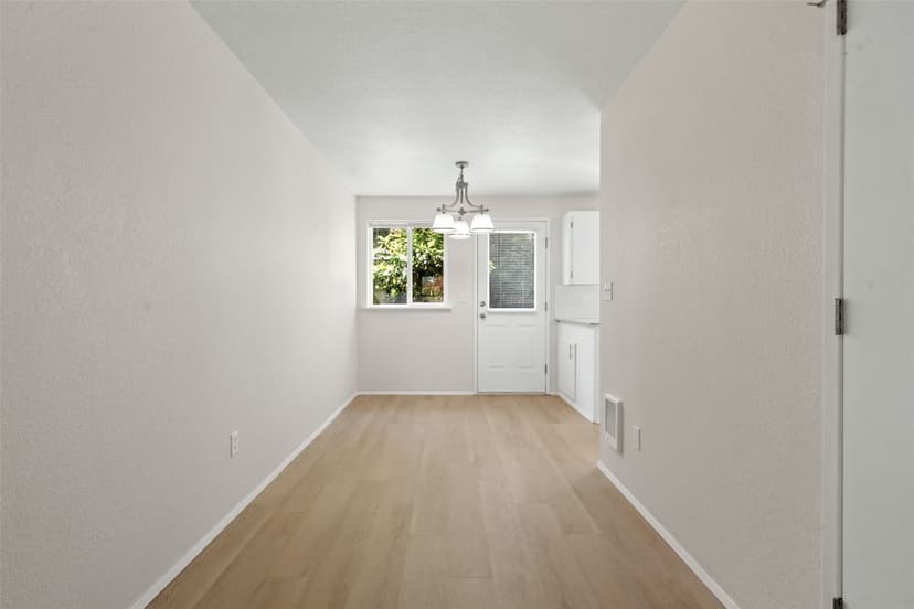 Property photo for 5608 99th Street Ct E, Puyallup photo 9