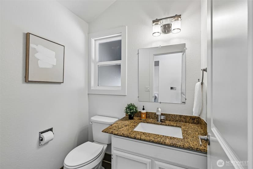 Property photo for 5231 NE 193rd Place, Lake Forest Park photo 11