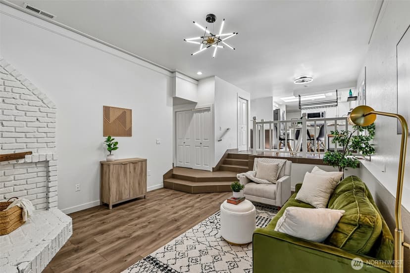 Property photo for 5231 NE 193rd Place, Lake Forest Park photo 9