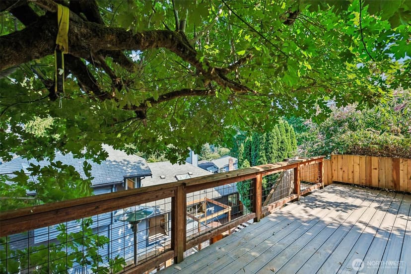 Property photo for 5231 NE 193rd Place, Lake Forest Park photo 22