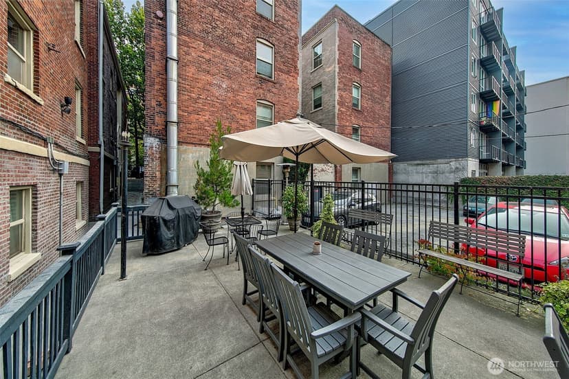 Property photo for 125 Warren Avenue N #J, Seattle photo 23