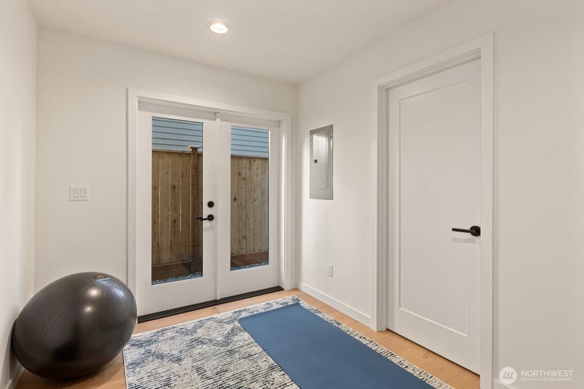 Property photo for 3314 W Dravus Street, Seattle photo 23