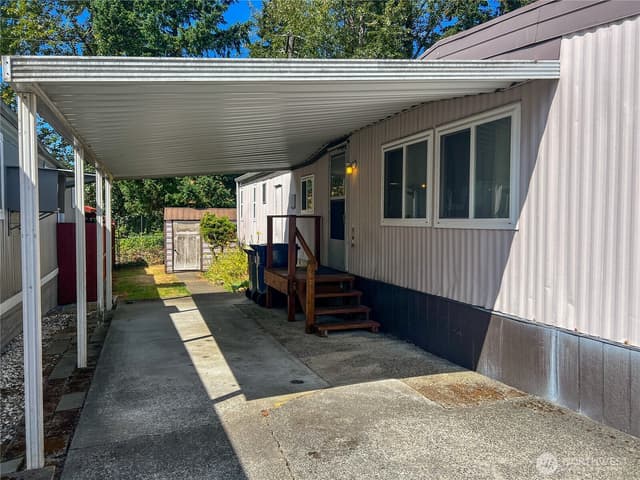 Property photo for 1919 196th Street SW #14, Lynnwood photo 2