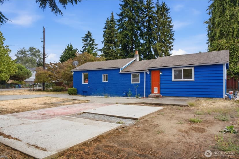 Property photo for 10409 3rd Avenue SW, Seattle photo 26