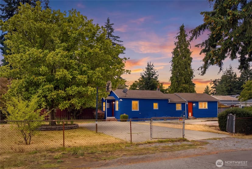 Property photo for 10409 3rd Avenue SW, Seattle