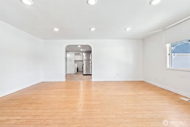 Property photo for 10409 3rd Avenue SW, Seattle photo 5