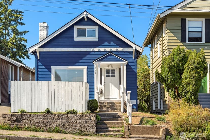 Property photo for 332 NE 50th Street, Seattle photo 2