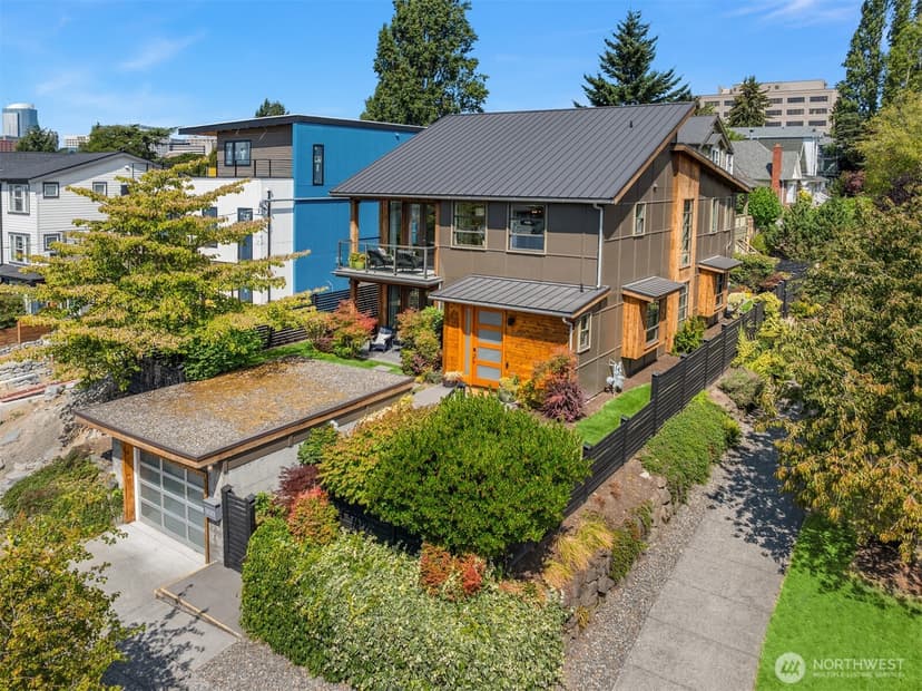 Property photo for 1620 E Alder Street, Seattle photo 2