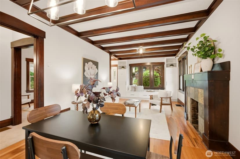 Property photo for 2716 Warren Avenue N, Seattle photo 10