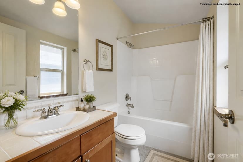 Property photo for 4407 40th Avenue SW, Seattle photo 14