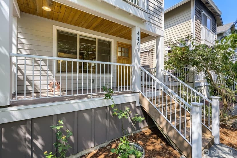 Property photo for 4407 40th Avenue SW, Seattle