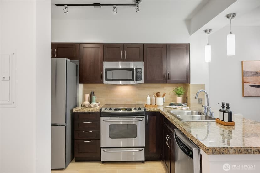 Property photo for 5450 Leary Avenue NW #241, Seattle photo 12