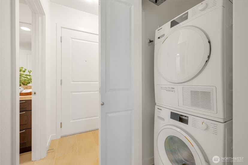 Property photo for 5450 Leary Avenue NW #241, Seattle photo 19