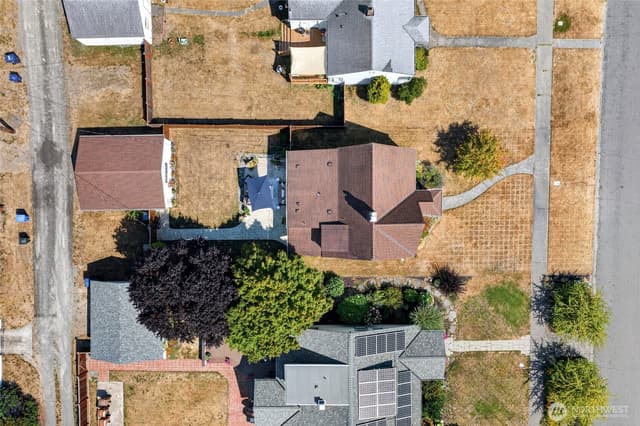 Property photo for 3915 N 9th St, Tacoma photo 2