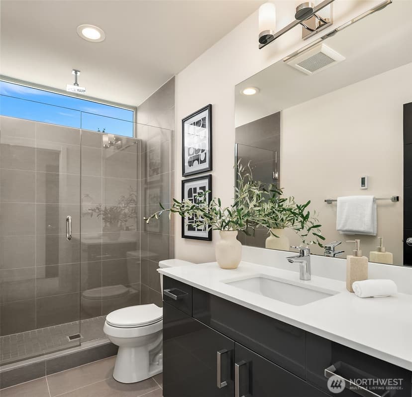 Property photo for 8356 19th Avenue NW #B, Seattle photo 15
