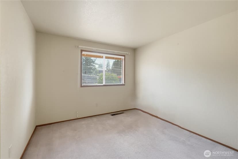 Property photo for 22847 103rd Avenue SE, Kent photo 27