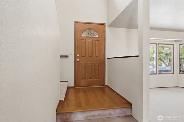 Property photo for 22847 103rd Avenue SE, Kent photo 4