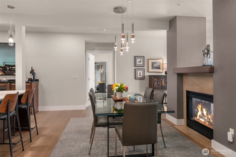 Property photo for 631 Market St W #202, Kirkland photo 7