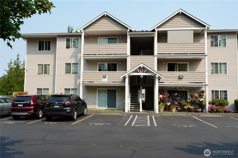 Property photo for 1001 W Casino Rd #D203, Everett
