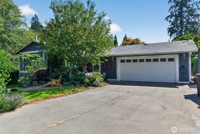 Property photo for 5696 E Collins Road, Port Orchard