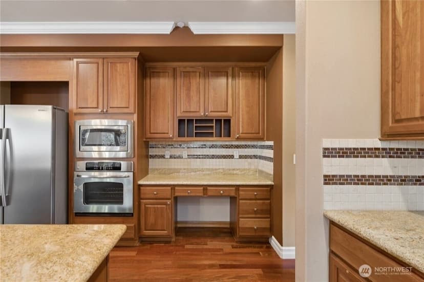 Property photo for 15025 SE 43rd St, Bellevue photo 9
