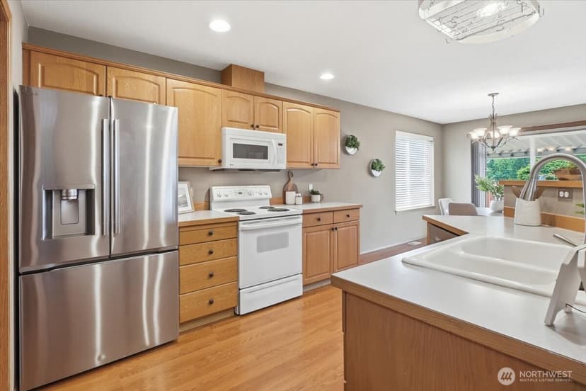 Property photo for 10923 185th Avenue E, Bonney Lake photo 6