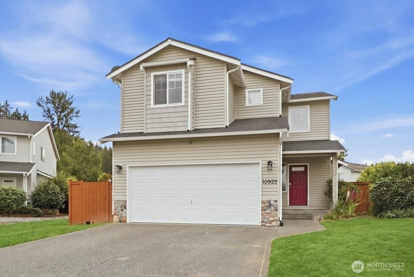 Property photo for 10923 185th Avenue E, Bonney Lake photo 2