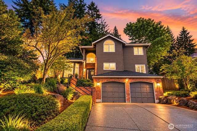 Property photo for 1010 106th Avenue SE, Bellevue