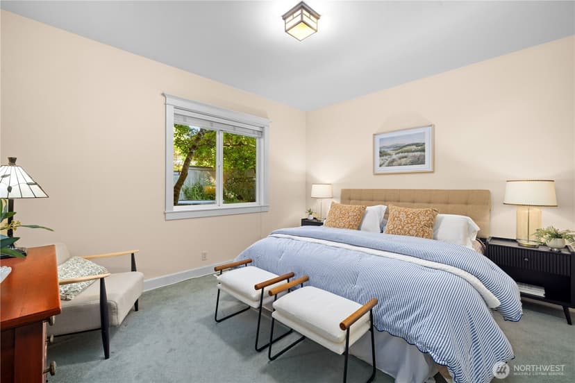 Property photo for 300 Bromley Place NW, Bainbridge Island photo 15