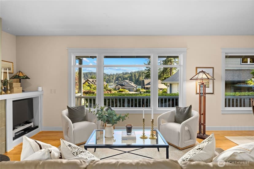 Property photo for 300 Bromley Place NW, Bainbridge Island photo 9