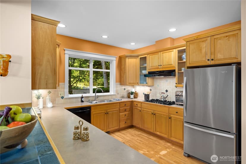 Property photo for 300 Bromley Place NW, Bainbridge Island photo 13
