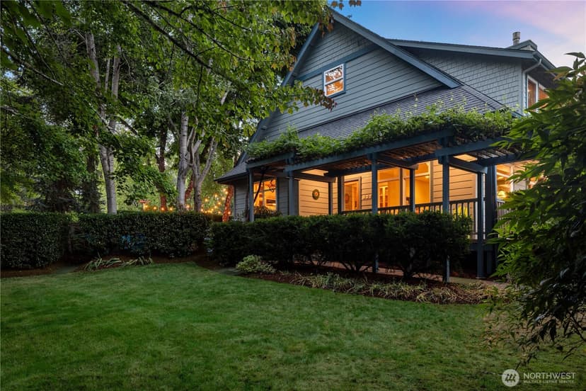 Property photo for 300 Bromley Place NW, Bainbridge Island photo 28