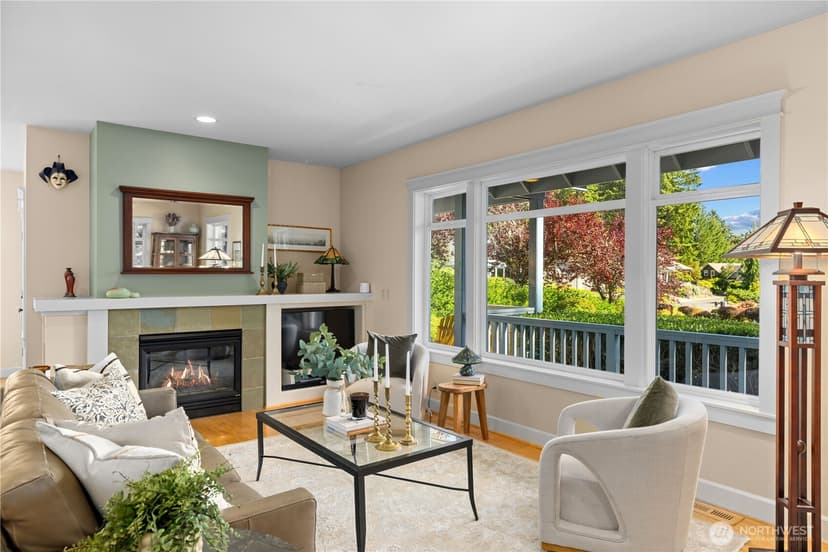 Property photo for 300 Bromley Place NW, Bainbridge Island photo 11