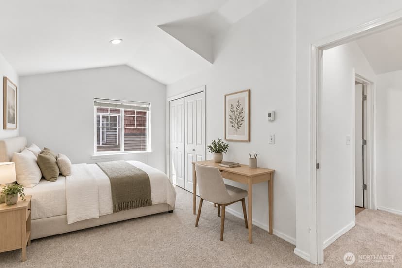 Property photo for 12333 28th Avenue NE #B, Seattle photo 7
