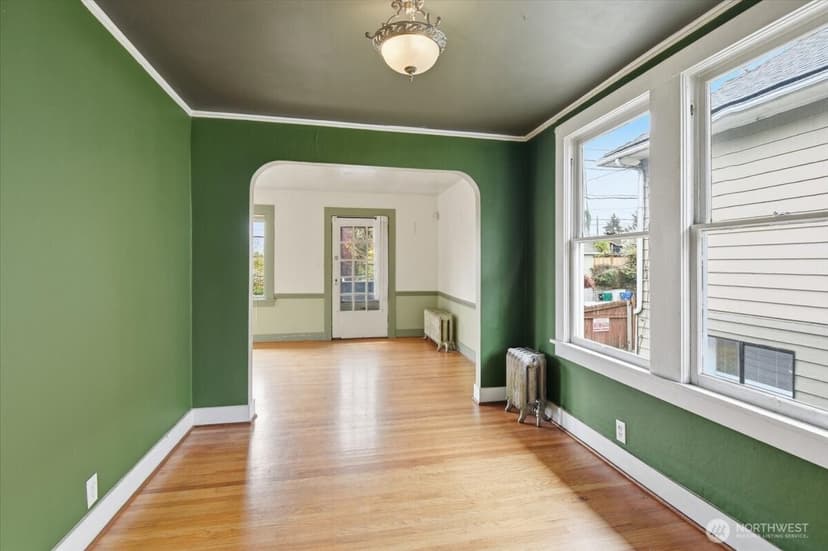 Property photo for 308 NE 50th Street, Seattle photo 6