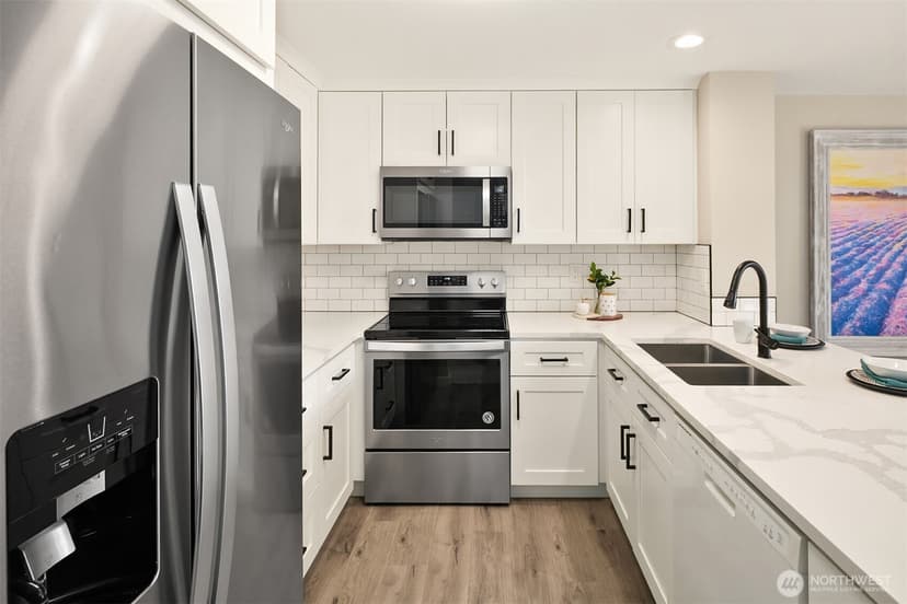 Property photo for 206 Mountain Park Boulevard SW #D203, Issaquah photo 2