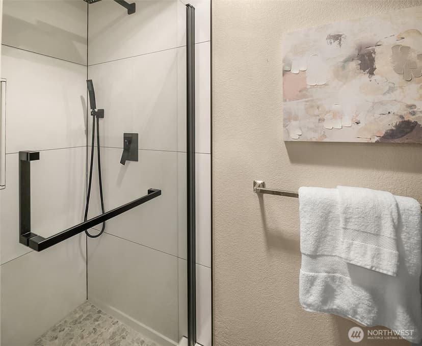 Property photo for 206 Mountain Park Boulevard SW #D203, Issaquah photo 14
