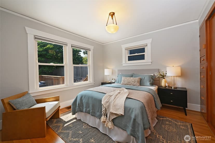 Property photo for 523 N 70th Street, Seattle photo 8