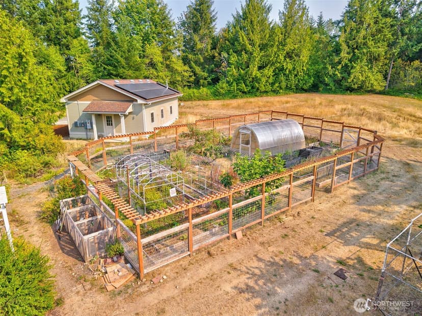 Property photo for 25613 Tytler Road NE, Poulsbo photo 29