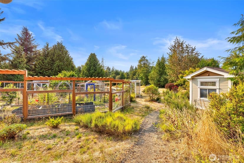 Property photo for 25613 Tytler Road NE, Poulsbo photo 27