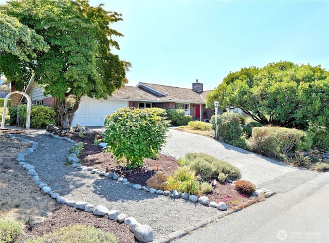 Property photo for 1012 Evergreen Drive, Bellevue