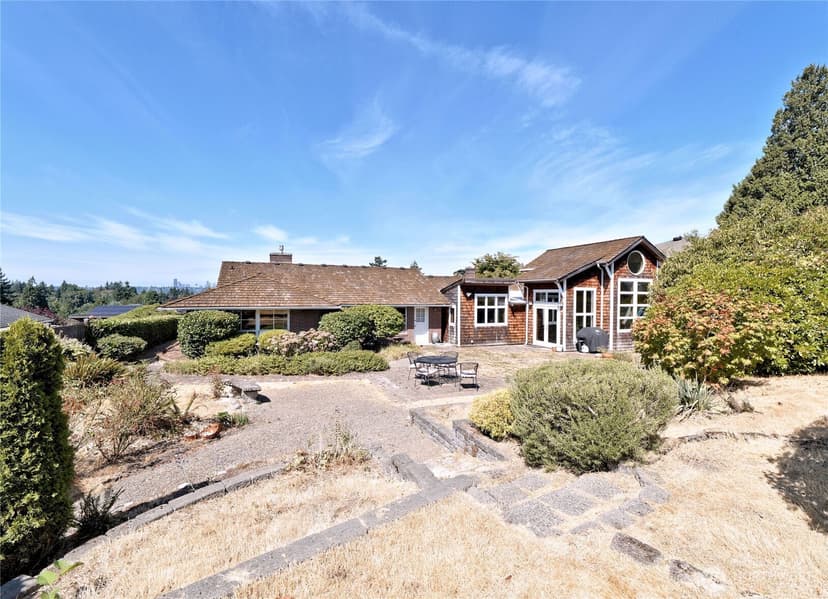 Property photo for 1012 Evergreen Drive, Bellevue photo 22