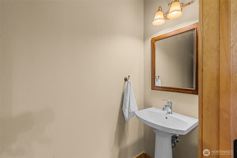 Property photo for 100 Ski Blick Strasse #A103, Leavenworth photo 16