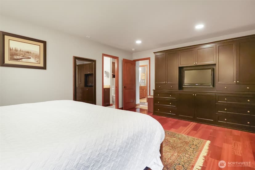 Property photo for 1107 51st Street NE, Tacoma photo 19